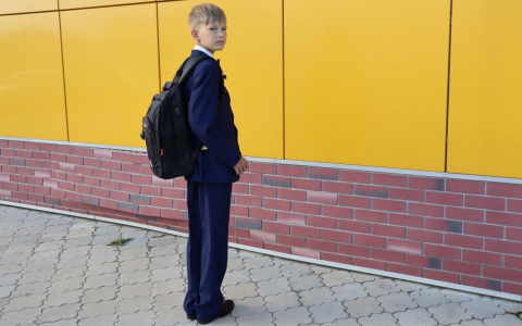Сыктывкарцы возмущены: собрать ребенка в школу стоит уже порядка 20 000 рублей. Что будет дальше?