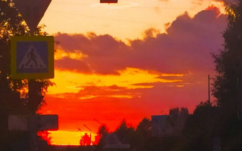Фото дня в Сыктывкаре: последние закаты лета