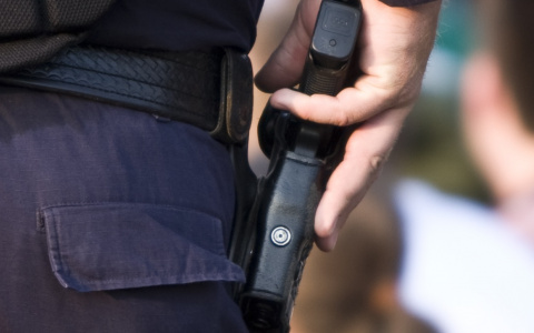 В Коми полицейские стреляли по машине пьяного гонщика