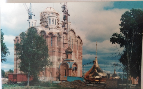 Фото дня в Сыктывкаре: строительство Свято-Стефановского собора