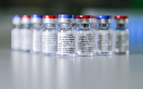 Названа цена одной дозы вакцины от COVID-19
