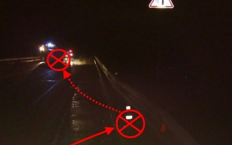 На трассе в Коми опрокинулся УАЗ, четверо пострадали