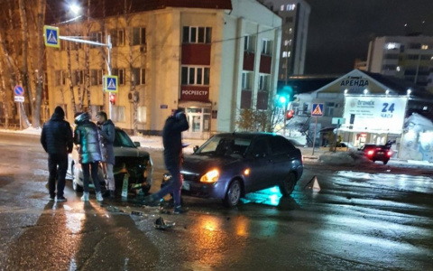 Сыктывкарка: «По вине таксиста-нелегала я с ребенком попала в аварию»