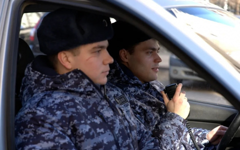 Модный вор: в Сыктывкаре поймали парня, который украл брендовые товары