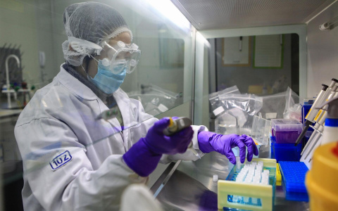 Коми получит более 5 миллионов рублей на оснащение COVID-лабораторий