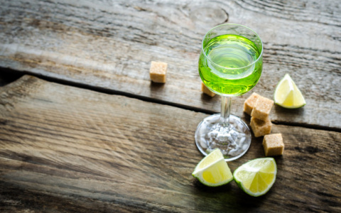 Праздник станет дороже: в России взлетят цены на алкоголь