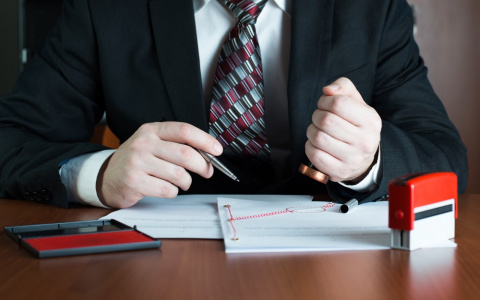 Сыктывкарцы о сокращении чиновников: «Чем их меньше, тем лучше»