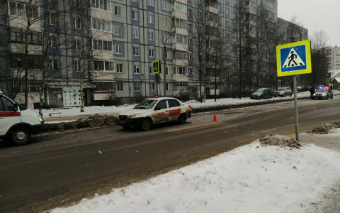В Сыктывкаре таксист за неделю сбил двух пешеходов