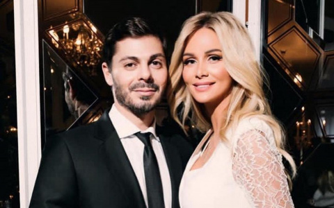 Зампред правительства Коми поздравил свою жену Викторию Лопырёву с юбилеем свадьбы