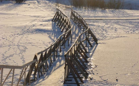 Открыта пешеходная ледовая переправа в Алёшино