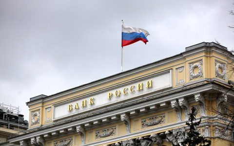 Банк России выделил пять признаков, по которым можно распознать телефонных мошенников