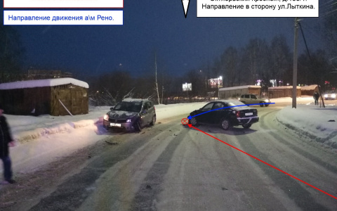 В Сыктывкаре водитель «Шевроле» вылетел на встречку и въехал в «Рено»