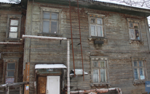 Мэрия выкупит квартиры в старом доме на улице Советской
