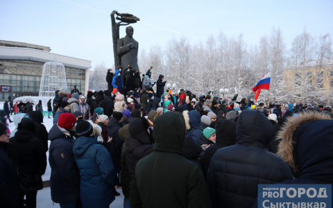 Митинг в поддержку Навального, безумный глухарь и штрафы за голубей: итоги недели в Коми