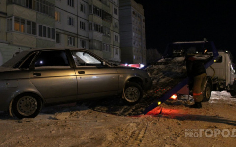 Жителям Коми объяснили, что делать, если кто-то заблокировал их авто