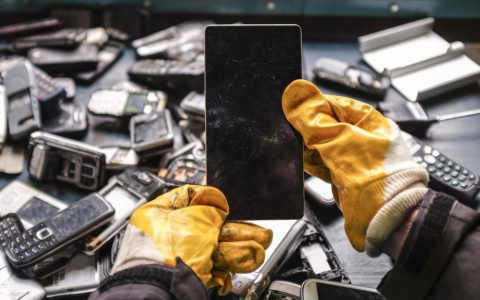 Tele2 собрала на утилизацию более 4000 старых телефонов