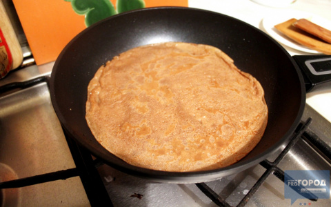 Траты россиян на приготовление блинов выросли на 3%