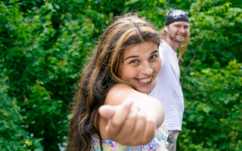 Жители Коми всего за сутки собрали деньги для ухтинской художницы, которая стала терять зрение