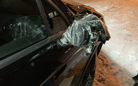 Сыктывкарец разгромил два автомобиля