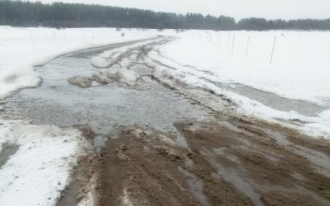 В Сыктывкаре закрывается движение авто по всем ледовым переправам