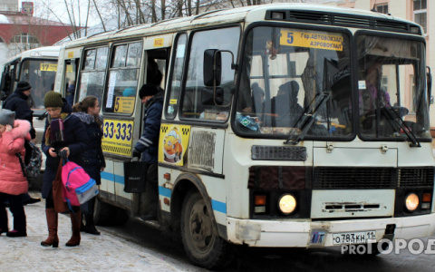 Сыктывкарка рассказала, что ее обматерил пьяный кондуктор, когда она вступилась за детей