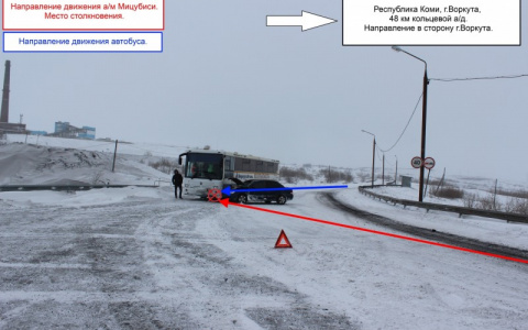 В Коми «Лансер» протаранил автобус, пострадал человек