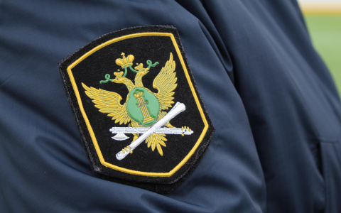 В Ухте судебный пристав помог отцу увидеть сына