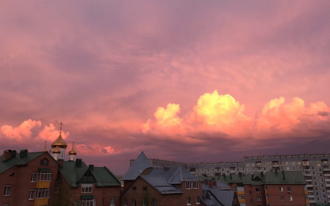 На Сыктывкар надвигается мощная гроза