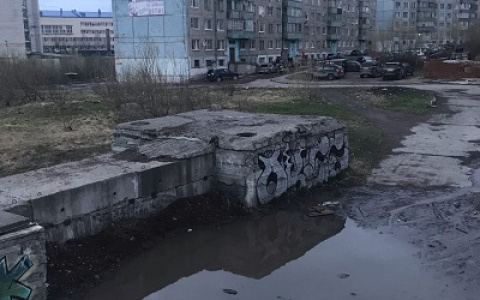 В Коми 10-летний ребенок угодил в открытый люк