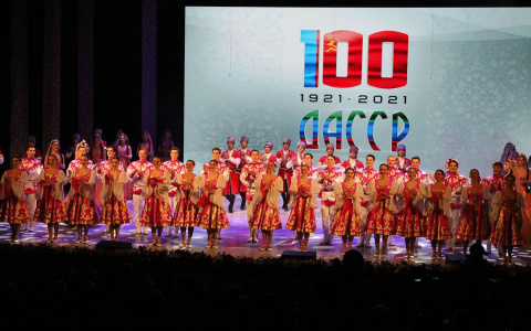 Масштабные стройки и новые полезные объекты: как отмечали вековые юбилеи в других регионах страны