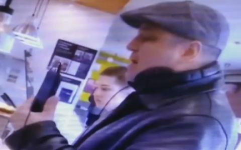 Сыктывкарец устроил скандал в пиццерии из-за остывшей еды для детей