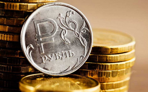 Обычный житель Коми сможет накопить миллион рублей лишь за 15 лет