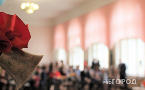 В России начались выплаты пособия на школьников