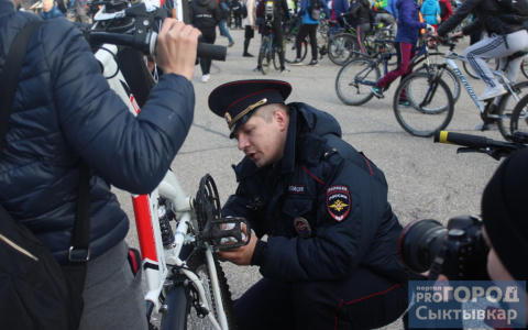 Полиция Сыктывкара будет следить за велосипедистами-нарушителями