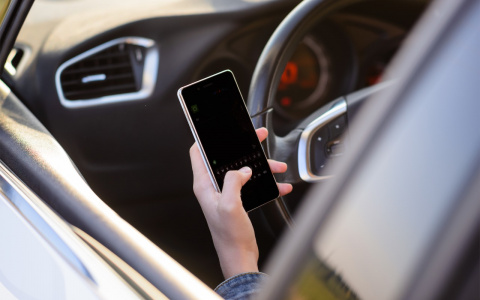 Закончился бензин, спустило колесо – Tele2 поможет водителю