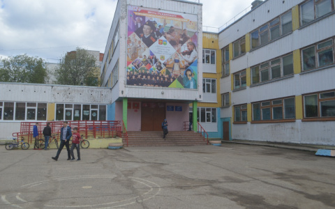 Представители «Единой России»: дети будут учиться очно, дискриминация непривитых недопустима