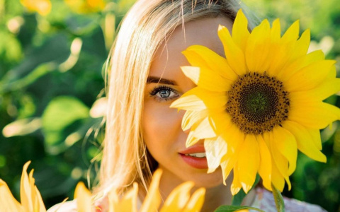 «Чтобы лето не кончалось»: шесть замечательных теплых фото коми красавиц из Instagram