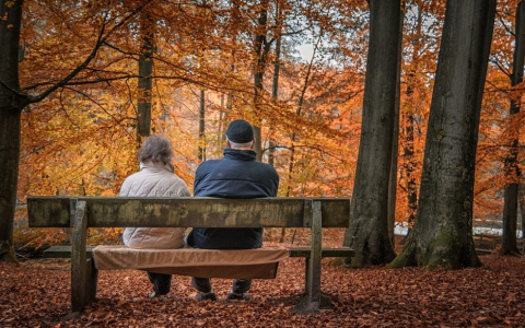 Решения съезда «Единой России» в действии: пенсионеры начали получать выплату в 10 тысяч рублей