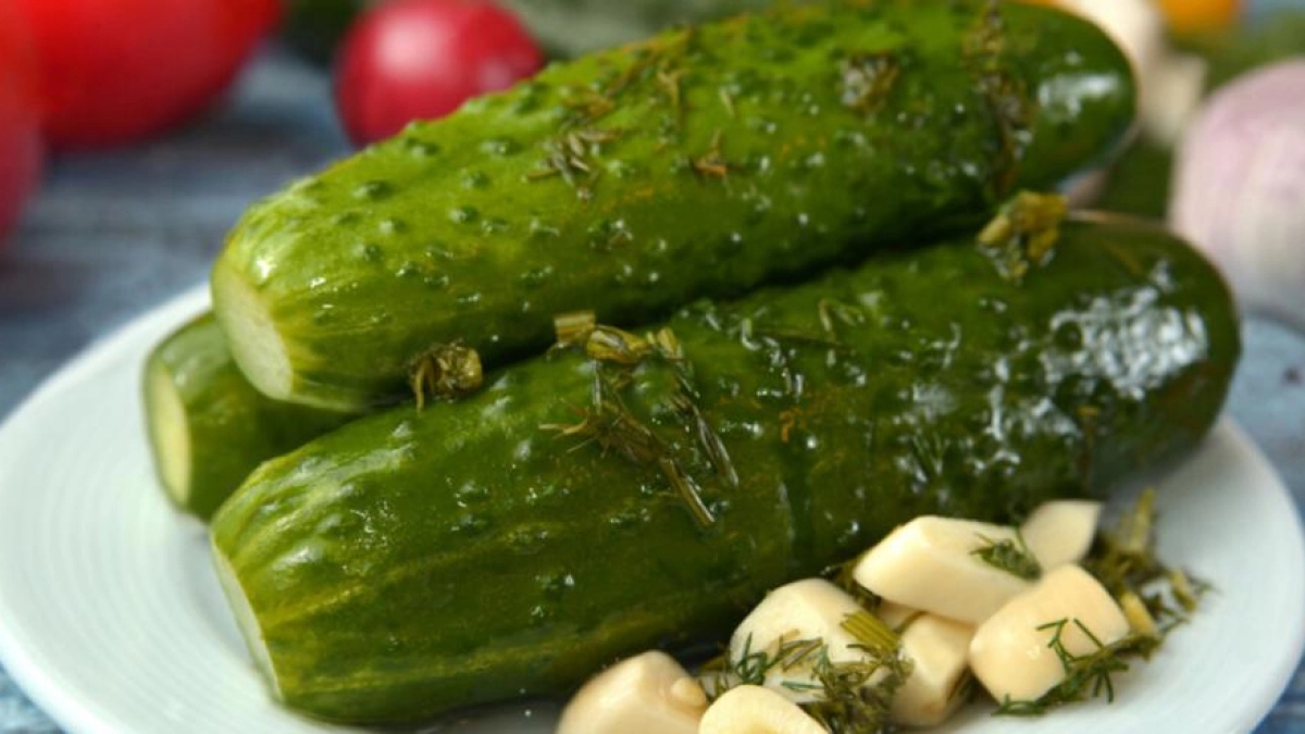 Маринованные огурцы с горчицей на зиму