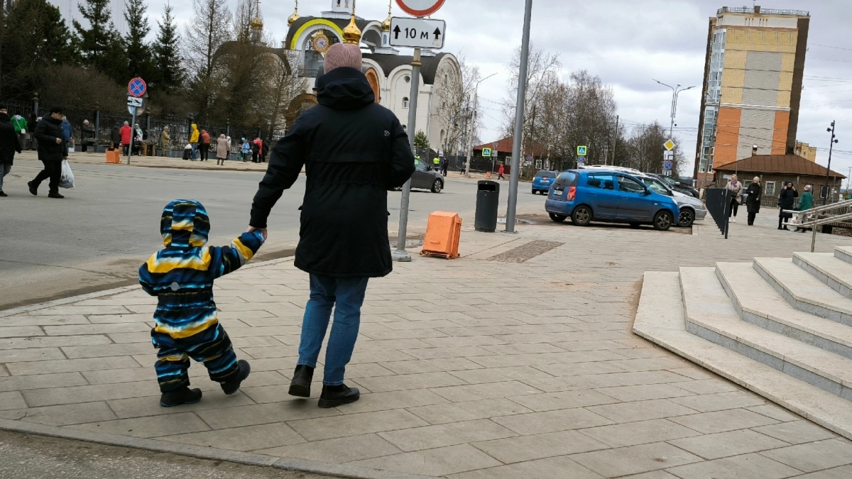 Это благородное имя для девочки: пришло к нам тысячи лет назад из Древней Греции - переводится как "наполненная жизнью"