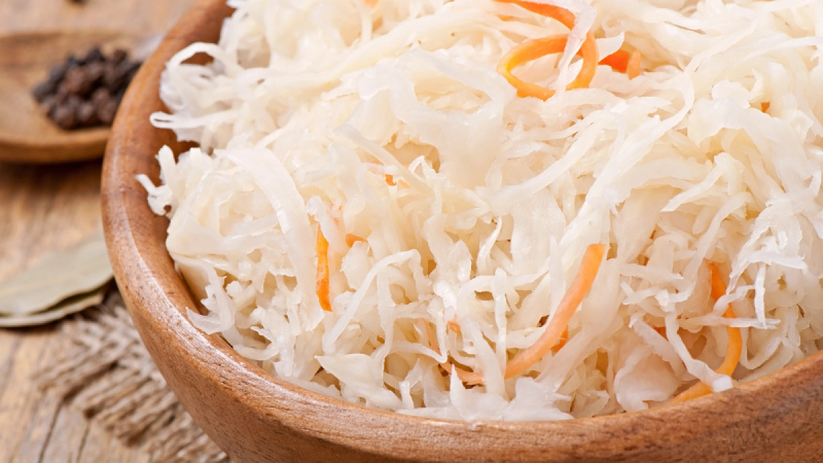 Как сделать квашеную капусту по-настоящему вкусной: три простых правила - готовлю только так