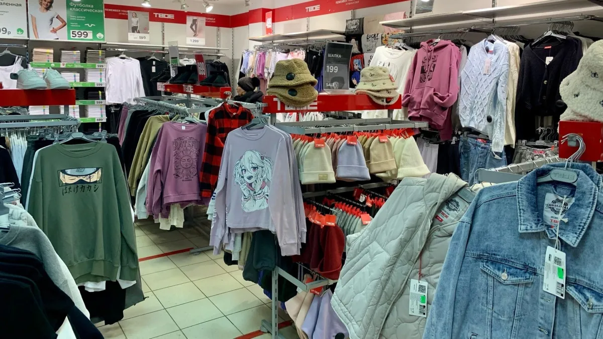 Стилисты против: 5 вещей, которые не стоит носить после 60, если не хотите выглядеть на 75