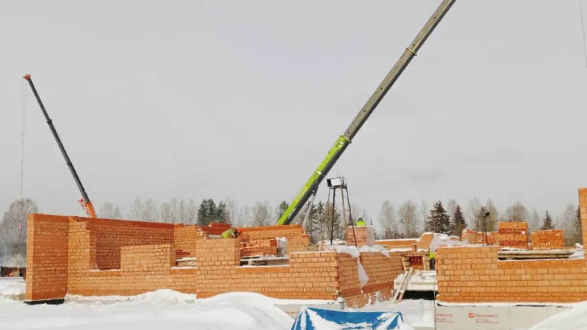 В Коми началось строительство стен нового корпуса Летского интерната