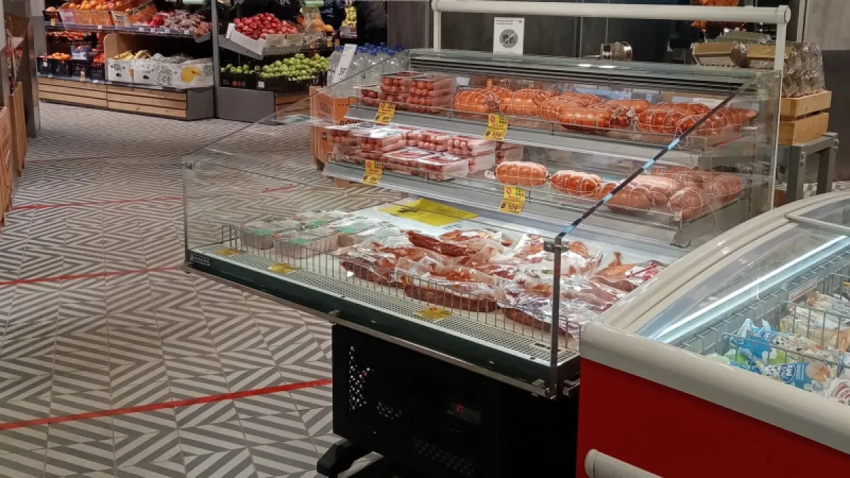 Из чего состоят колбаса и сыр из магазина, которые стоят 50 — 100р