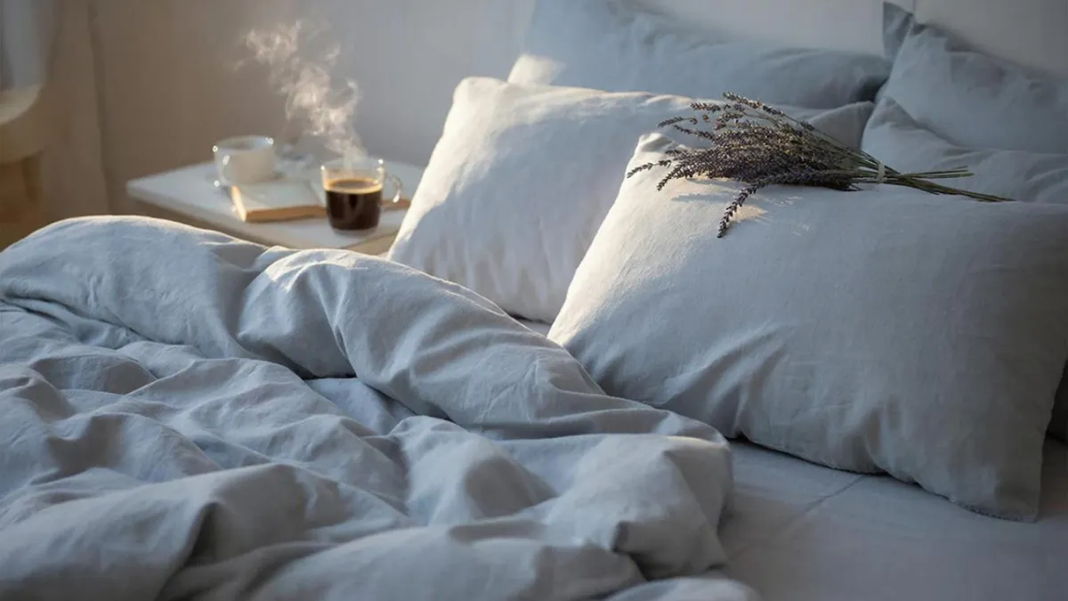 Почему гладить постельное белье уже не модно вредно для здоровья: рассказал эксперт