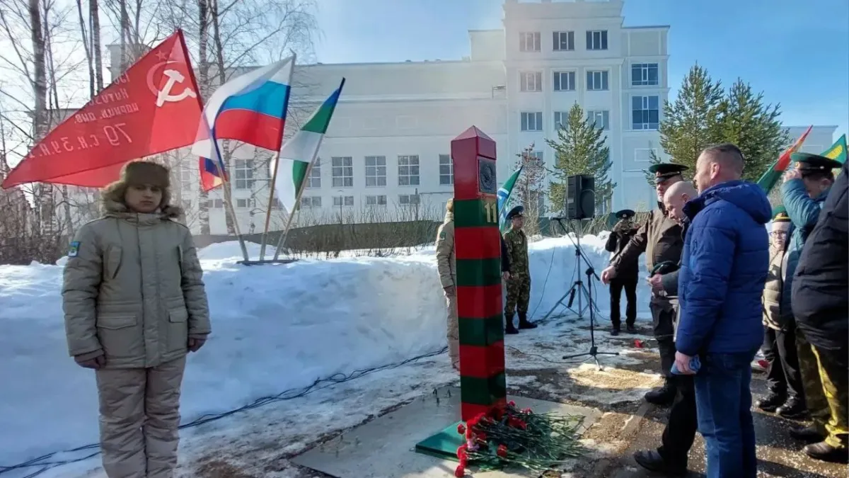 В сердце Сыктывкара появился пограничный столб