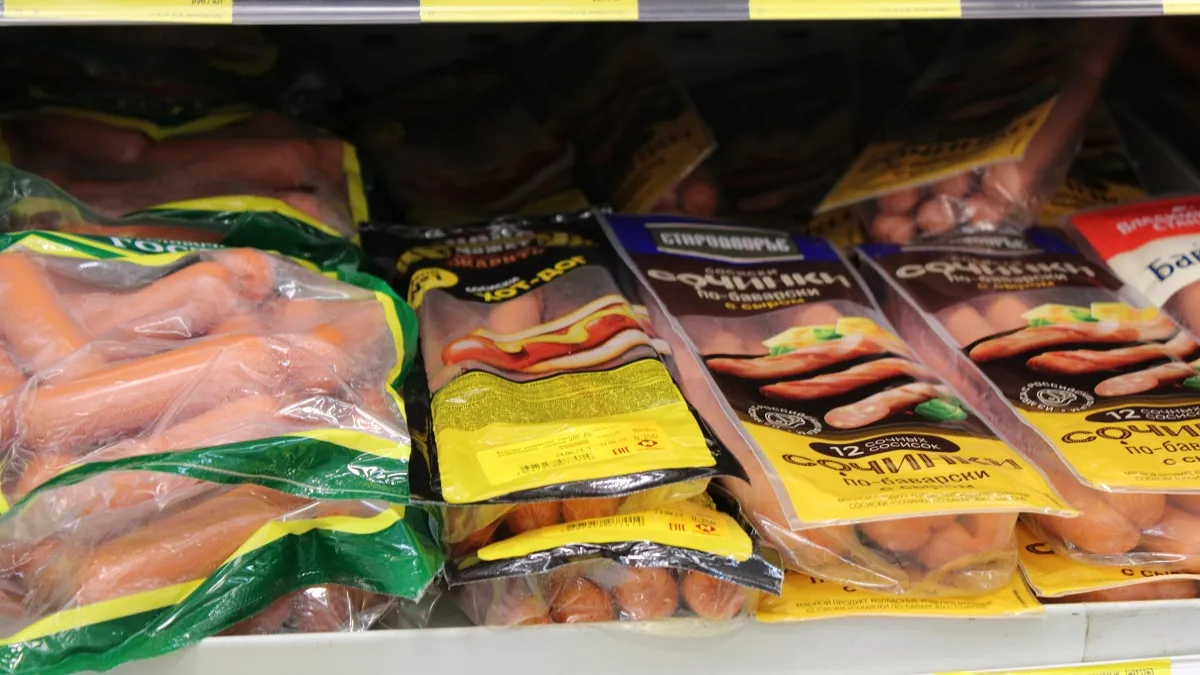 Роскачество составило белый список: эти сосиски и сардельки состоят из мяса, а не из сои