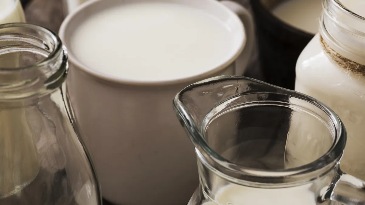 Эксперимент с молоком: что будет, если сравнить домашнее и магазинное? Ответ вас удивит