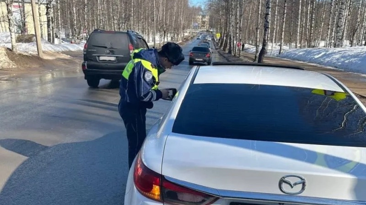 4 авто арестованы: в Сыктывкаре приставы с ГИБДД ловят должников через камеры наблюдения