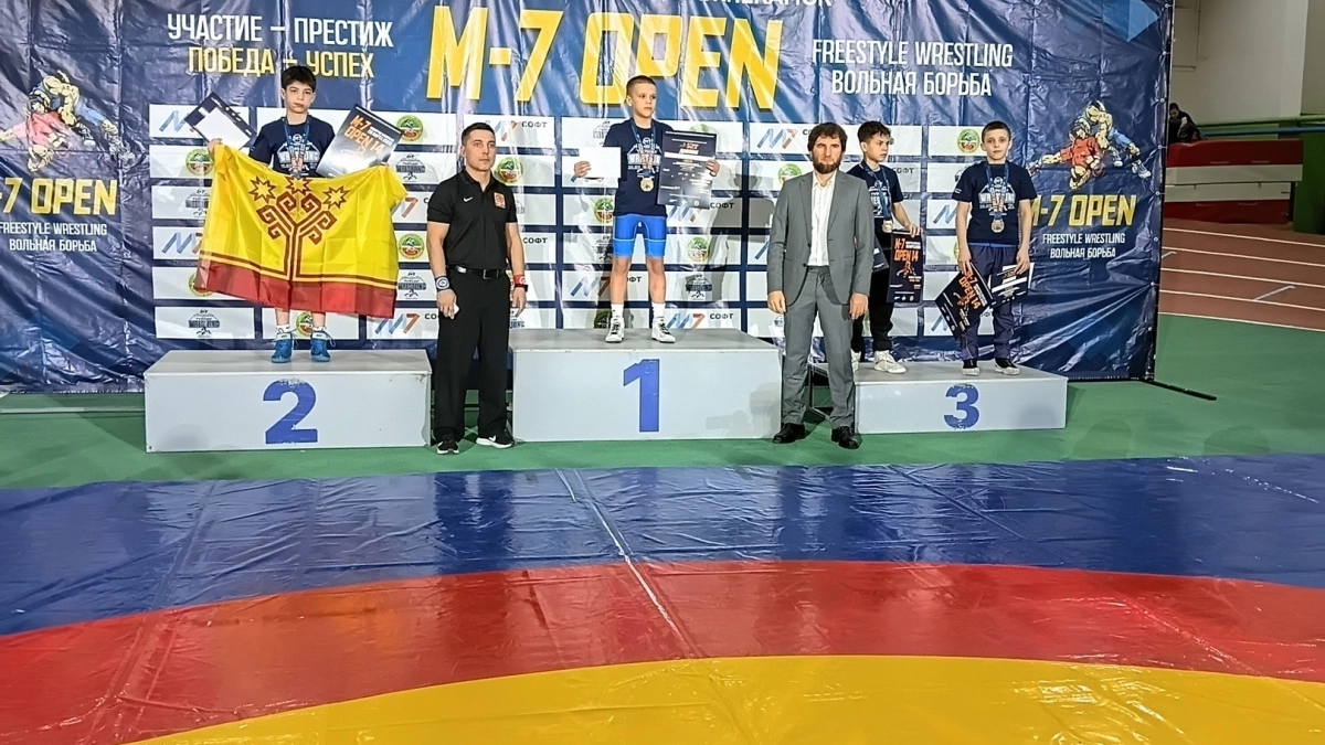 Юные борцы Республики Коми успешно выступили на всероссийском турнире в Нижнекамске, завоевав три награды